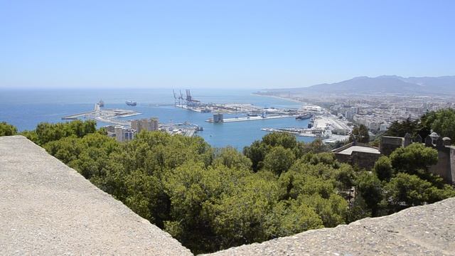 Вид из крепости Хибральфаро, Малага, Испания (2) смотреть онлайн