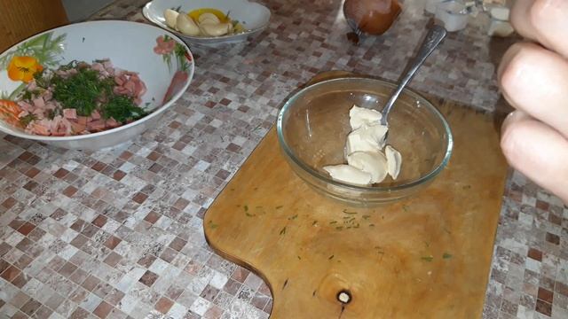 ЯИЧНЫЙ РУЛЕТ-ОМЛЕТ,САМЫЙ ДРЕВНИЙ РЕЦЕПТ. смотреть онлайн