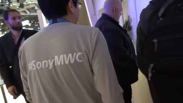 Sony Xperia Touch Projector Turns Any Table Or Wall Into A 23' Android Tablet