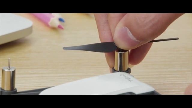 DJI Tello EDU - Changing The Propellers смотреть онлайн