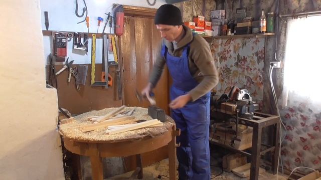 Делаем рамки для пчел/Изготовление нижней планки рамки/Сборка рамок для улья. смотреть онлайн