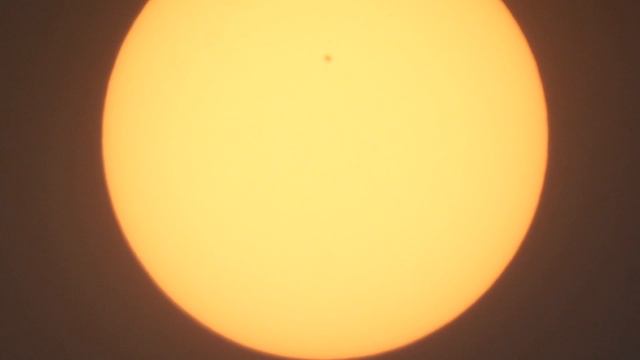 Пролет МКС по диску Солнца 11.10.2021 13ч. 32 мин. 52с смотреть онлайн