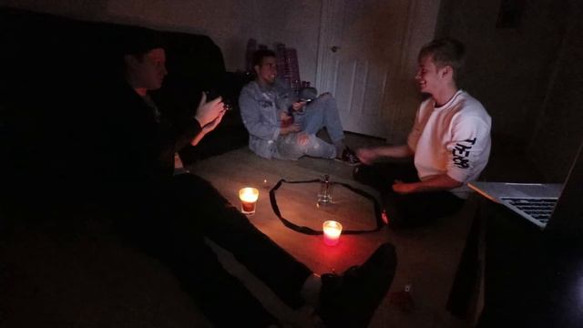 PLAYING the PICTURE GAME // (3am CHALLENGE PRANK) | Sam Golbach смотреть онлайн