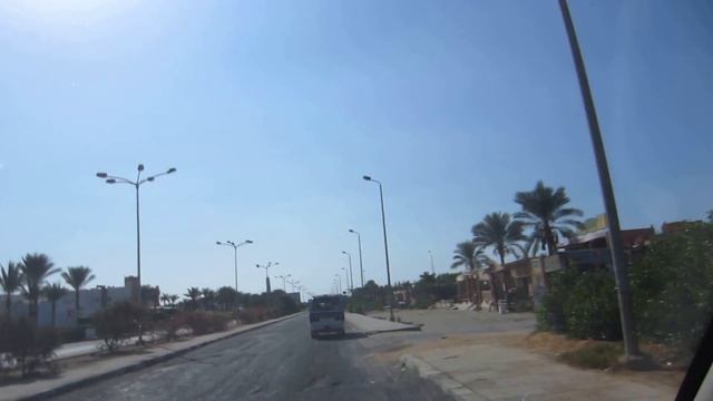 Дорога от отеля CORAL HILLS до Пляжа Фонарь Бич смотреть онлайн