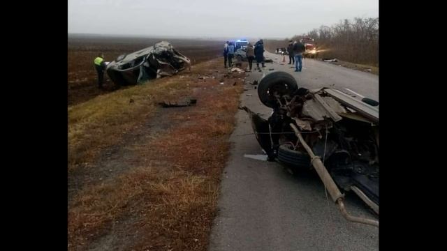 Машину отца и сына разорвало на 2 части смотреть онлайн