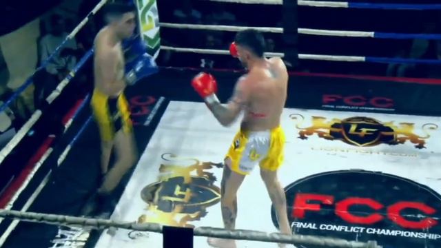 Luca EL AVISPON Cuellar (DON TEAM) vs Gonzalo EL TORO Arredondo смотреть онлайн