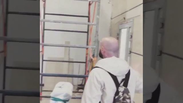 Керамогранит на стенах. смотреть онлайн