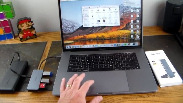 Mardee Thompson using iMXPW USB-C hub смотреть онлайн