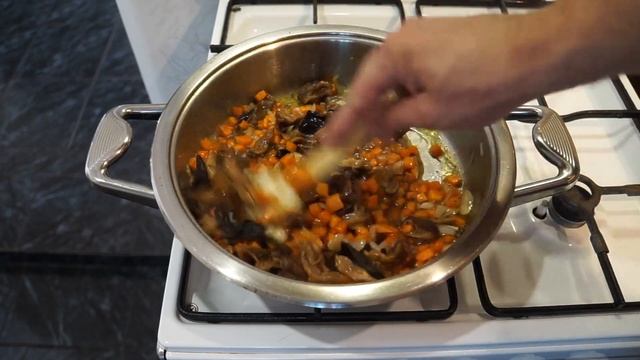 Домашний ужин для друзей 