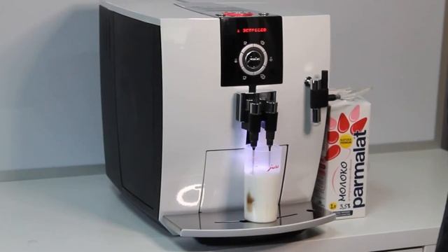 Краткий обзор кофемашины Jura Impressa J5. смотреть онлайн