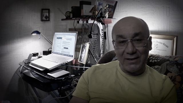 Даниил Хармс, Падающие старухи смотреть онлайн
