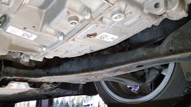 Wymiana oleju w skrzyni biegów 6F35 Ford Mondeo MK5 2.0eb 240KM смотреть онлайн