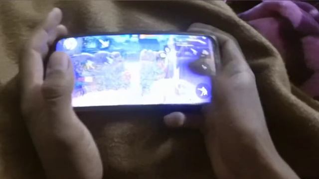 realme narzo 30 free fire gameplay / 3 finger // my first gameplay in handcam // #ninja // #ff ?? смотреть онлайн