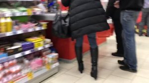 Неадекватный покупатель в магазине Пятерочка