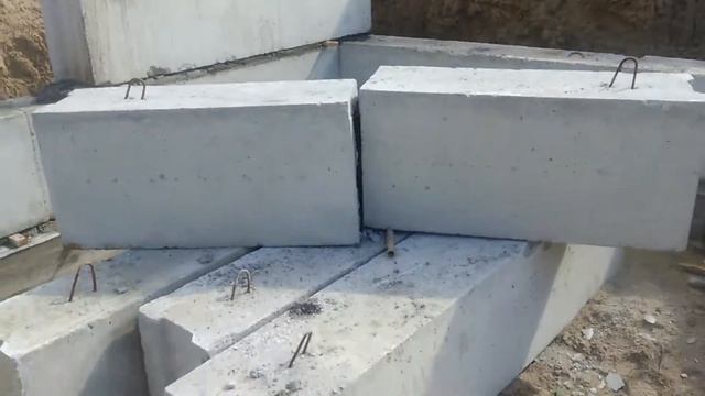 как сломать бетонный блок пополам смотреть онлайн