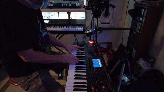 Roland Fantom-06 Live: Dreaming of Far Away Places смотреть онлайн