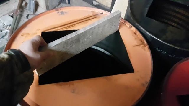 Будка для собак из 200 литровой бочки. смотреть онлайн