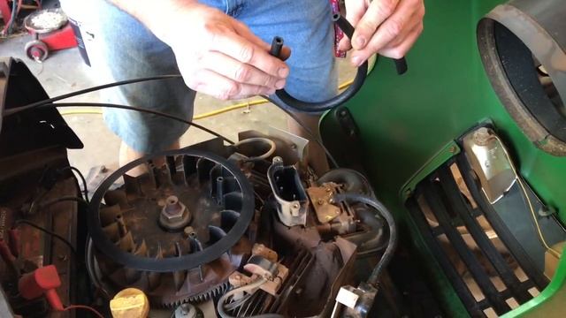 Replace Leaking Fuel Line on John Deere L120 Riding Mower смотреть онлайн