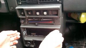 Как снять магнитолу Kenwood с автомобиля?! Подробное пошаговое описание.