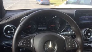 Параллельная парковка. Ассистент парковки на автомобиле мерседес GLC 250 4 matic