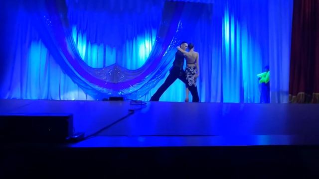 Прощальный танец. "Художник и звезда". Студия танца "Ракурс" смотреть онлайн