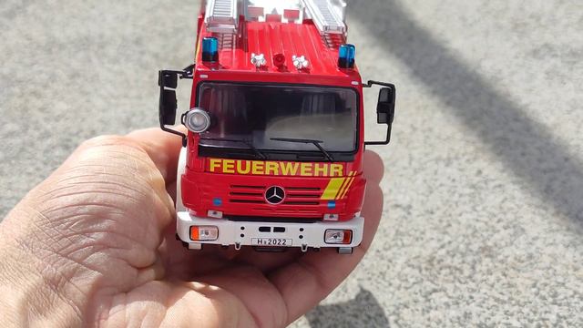 MERCEDES BENZ 16/12 FIRE TRUCK 1:43 SCALE MODEL IXO #model #DIECAST#unboxing #dailyvlog