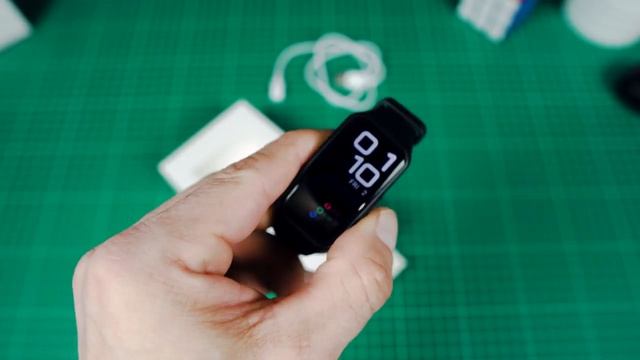 HONOR Band 6 UNBOXING a PRVNÍ DOJMY z velké konkurence pro XIAOMI Mi Smart Band 6! ⌚ смотреть онлайн