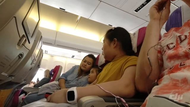กลับกทม TG204 смотреть онлайн