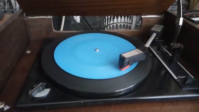 Песня будет жить любовь на свете смотреть онлайн