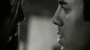 Enrique Iglesias "Ring My Bells"