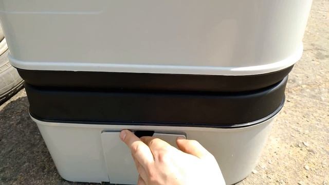 Биотуалет - верхний бак 20л., нижний бак 24л. смотреть онлайн