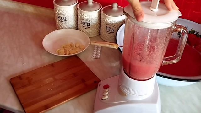 ҚАЙНАТПАЙ? баклажкаға құя салдым. 12 ай бойы сақталады.Қысқа кобра жасау. Огонек. Чертополох.