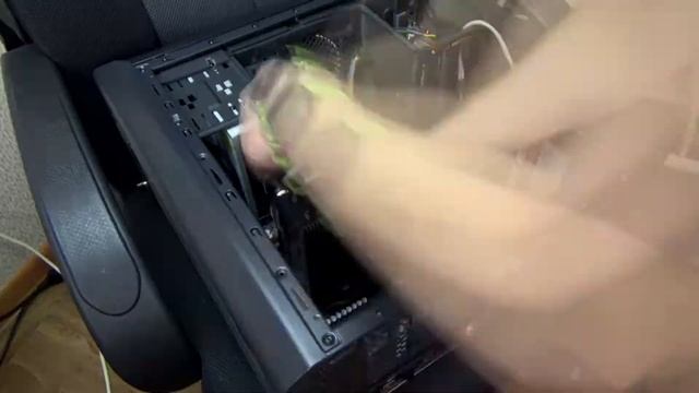 Добавляю подсветку в кожух I/O. Моддинг материнской платы Gigabite Aorus x470 Ultra Gaming смотреть онлайн