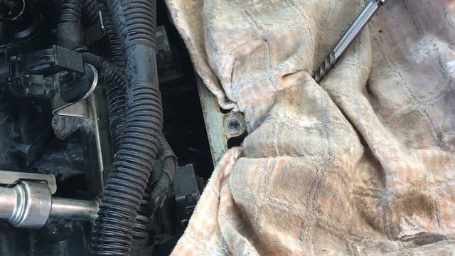 HOW TO REMOVE A BROKEN BOLT DEEP IN A HOLE / REMOVE A BROKEN BOLT IN A RECESSED HOLE EASY EXTRACTIO смотреть онлайн