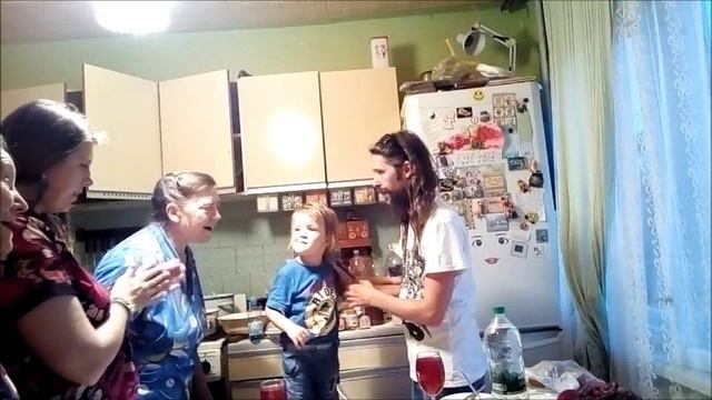 Ярослав Кукольников 38-Поздравляю сына и легко беру верхнее Си! смотреть онлайн