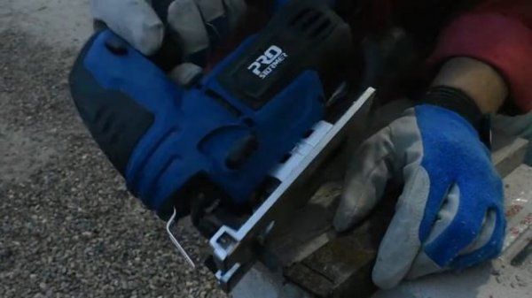 Аккумуляторный лобзик Prostormer 20V пилит металл