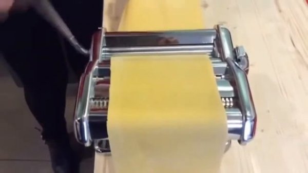 Тестораскатка-лапшерезка Imperia iPasta