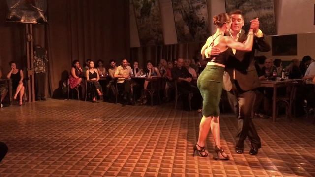 Christian Sicardi & Samara Palla - No llores Madre - 03/2018 смотреть онлайн