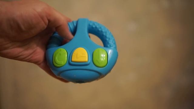 Обзор игрушки baby Go/Winfun "Паровозик с пультом дистанционного управления" смотреть онлайн