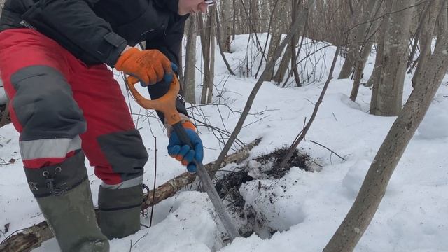Открыл сезон 2022! Коп металла на берегу реки. Хорошие железяки