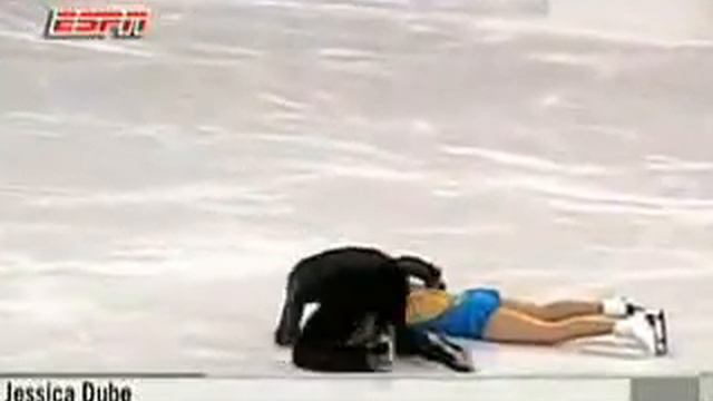 Jessica Dube gets hit by ice skate смотреть онлайн