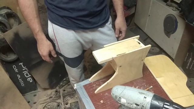 Подлокотник с доводчиком смотреть онлайн