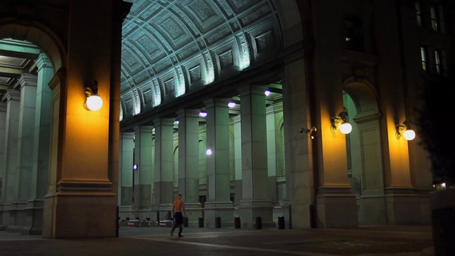 (BDRip 1080p) 30 Seconds To Mars - Hurricane (Uncensored) смотреть онлайн