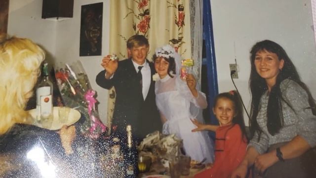 СМОТРИМ СЕМЕЙНЫЙ АЛЬБОМ. КАК МОЛОДЫ МЫ БЫЛИ смотреть онлайн