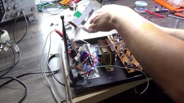 Сильно фонит усилитель YT-K03