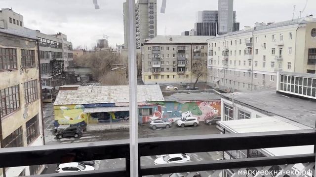 Монтаж мягких окон в кафе на 4-м этаже