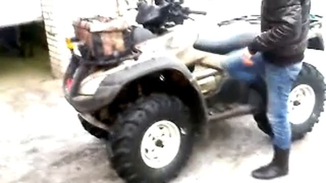 Costea Marinovschii (Honda TRX680)