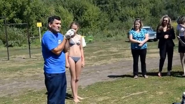 Как делать непрямой массаж сердца, Блокнот Россошь, 09.08.2017 смотреть онлайн