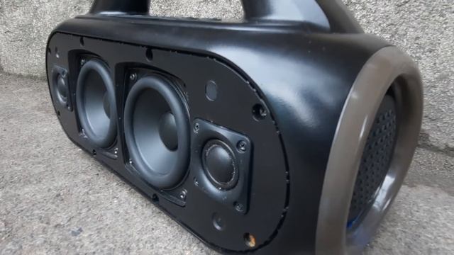 Mifa Wildbox Brutal Bass Test