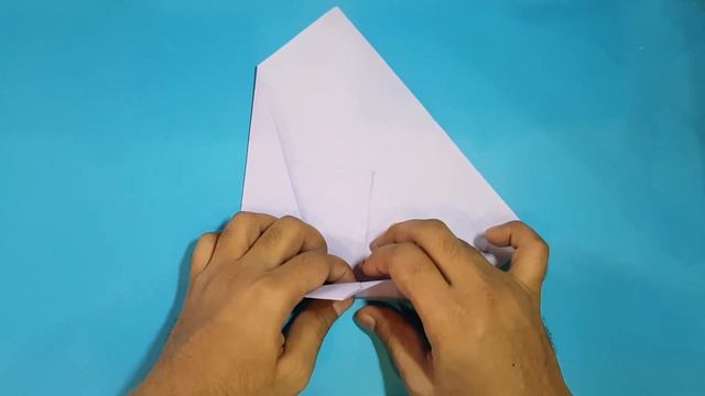 World Record Paper Airplane Longest Flight - How to Make a Paper Airplane (2023) смотреть онлайн